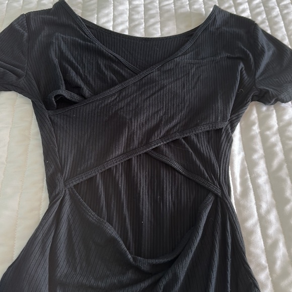 Like new!!! Hollister body suit - Picture 3 of 4